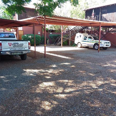 Larona Inn Mafikeng Exterior photo